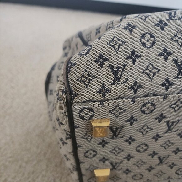 Louis Vuitton Josephine PM Monogram Canvas Bag used Authentic - Picture 10 of 16